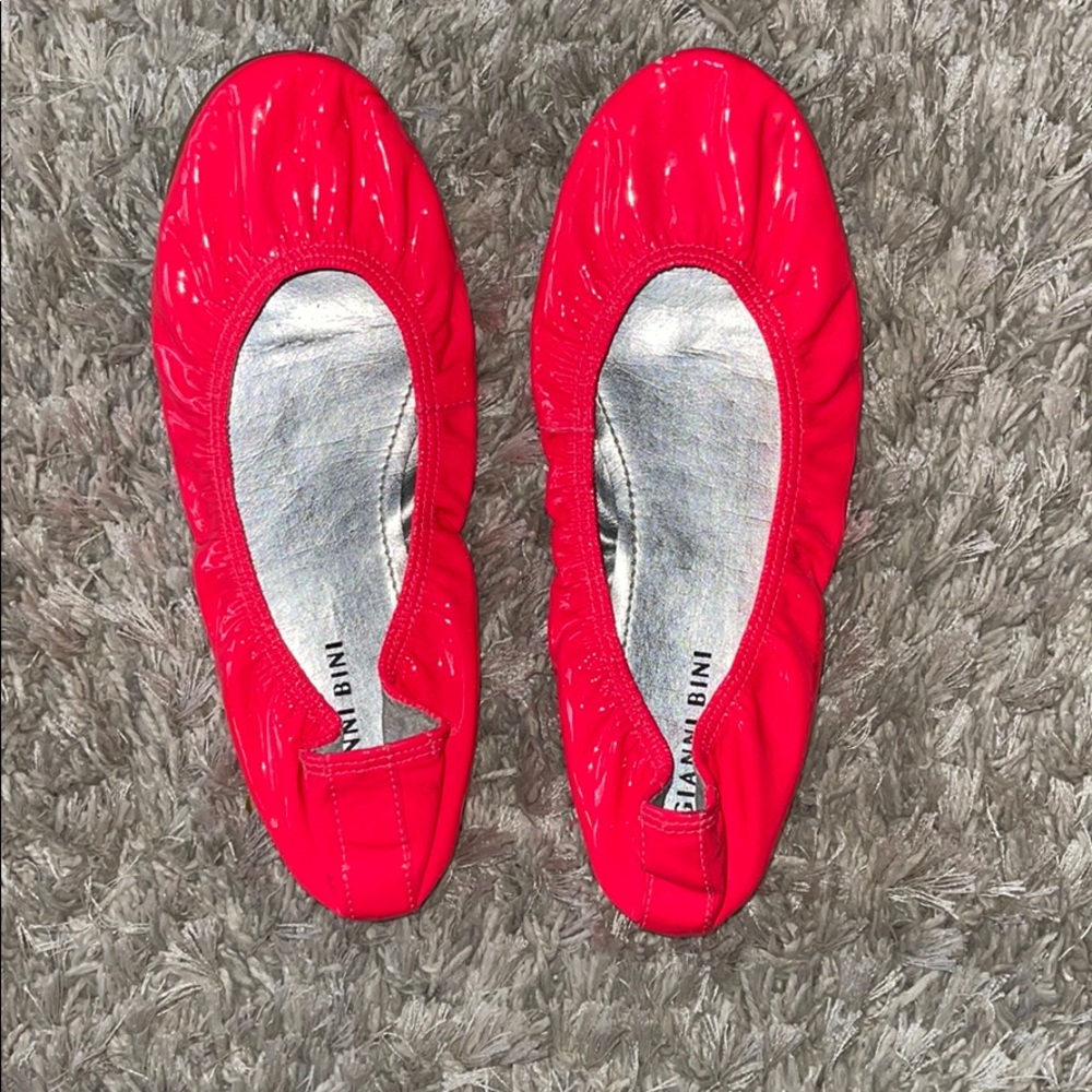 Gianni Bini Flats (Neon Pink)